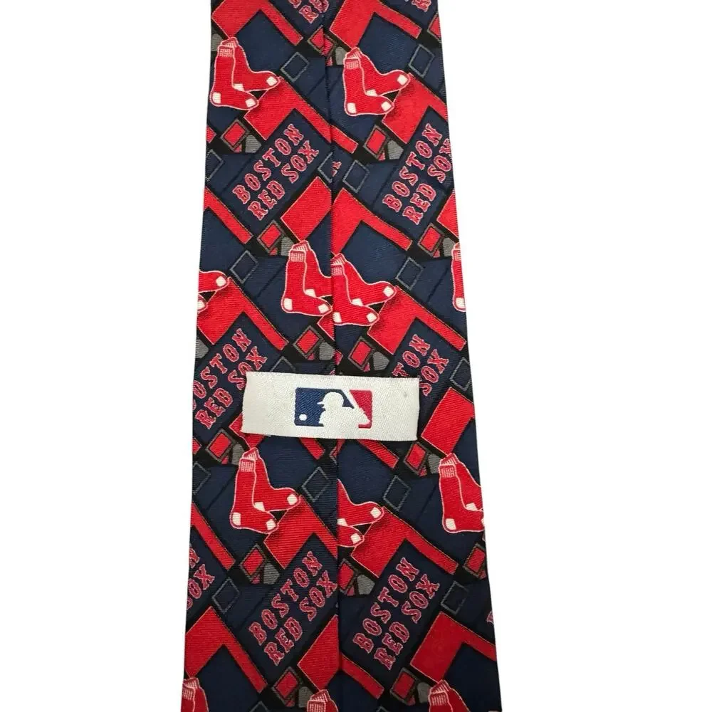 MLB Boston Red Sox Logo Baseball Vintage Novelty Necktie 100% Silk
